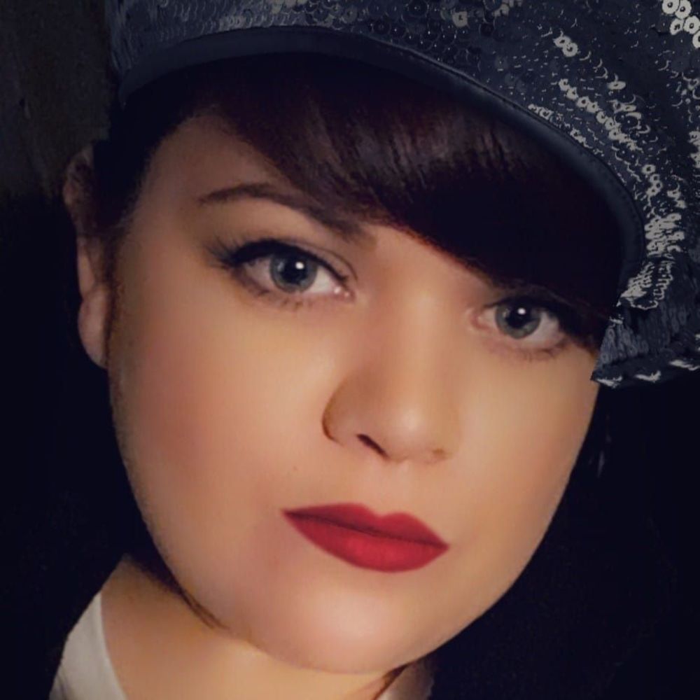 Meet your Posher, Mallory